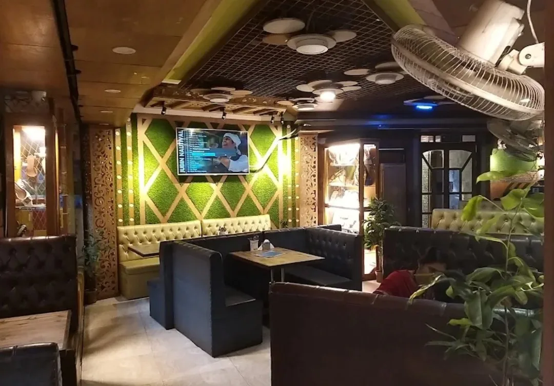 Food Land Cafe